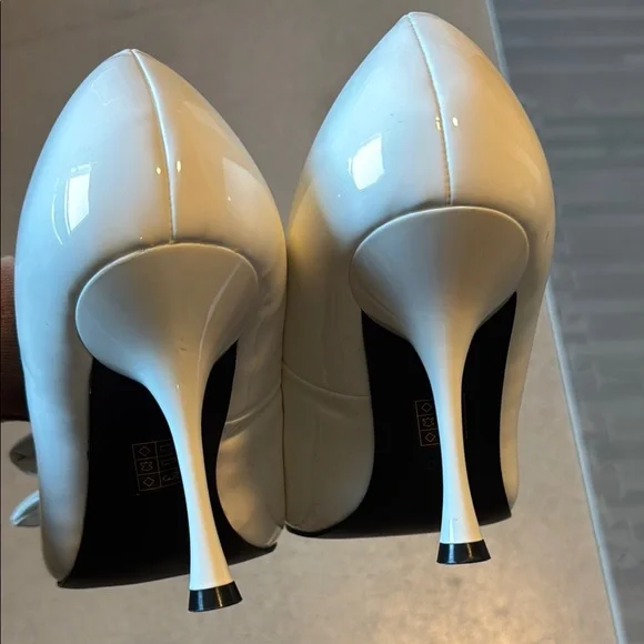 Jeffrey Campbell BIG White Bow Shoes - Picture 11 of 13